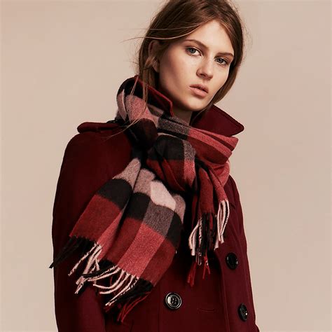 burberry large classic cashmere scarf sale|burberry scarf 50 cashmere wool.